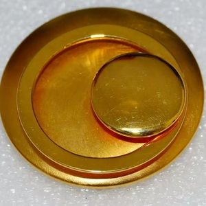 VTG Marcy Feld 3D Brooch/Pin  Gold Tone Round